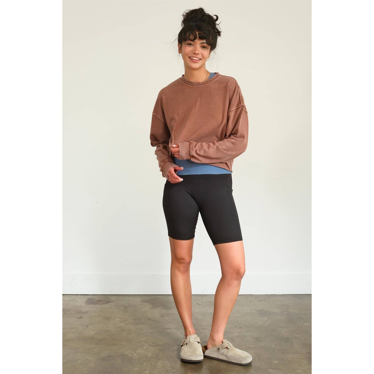 NICOLE CROPPED SWEATSHIRT