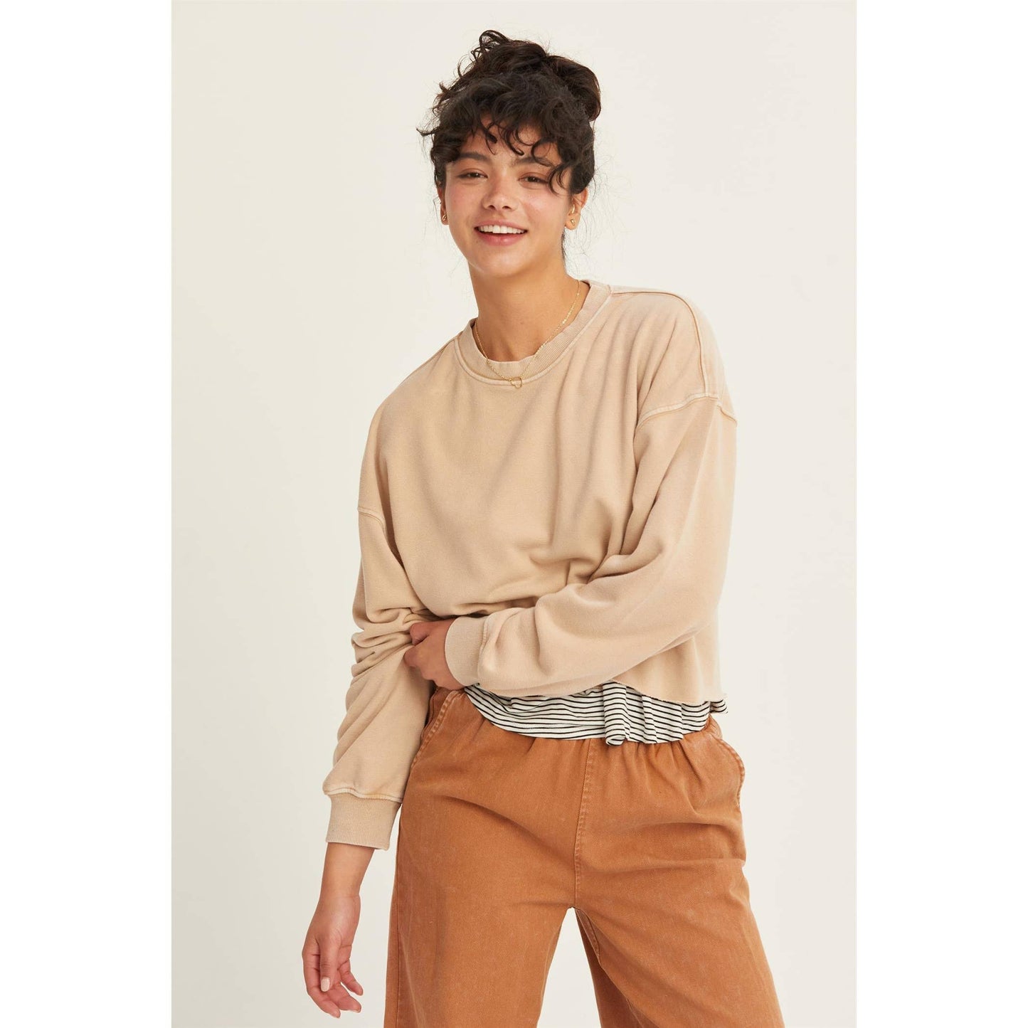 NICOLE CROPPED SWEATSHIRT