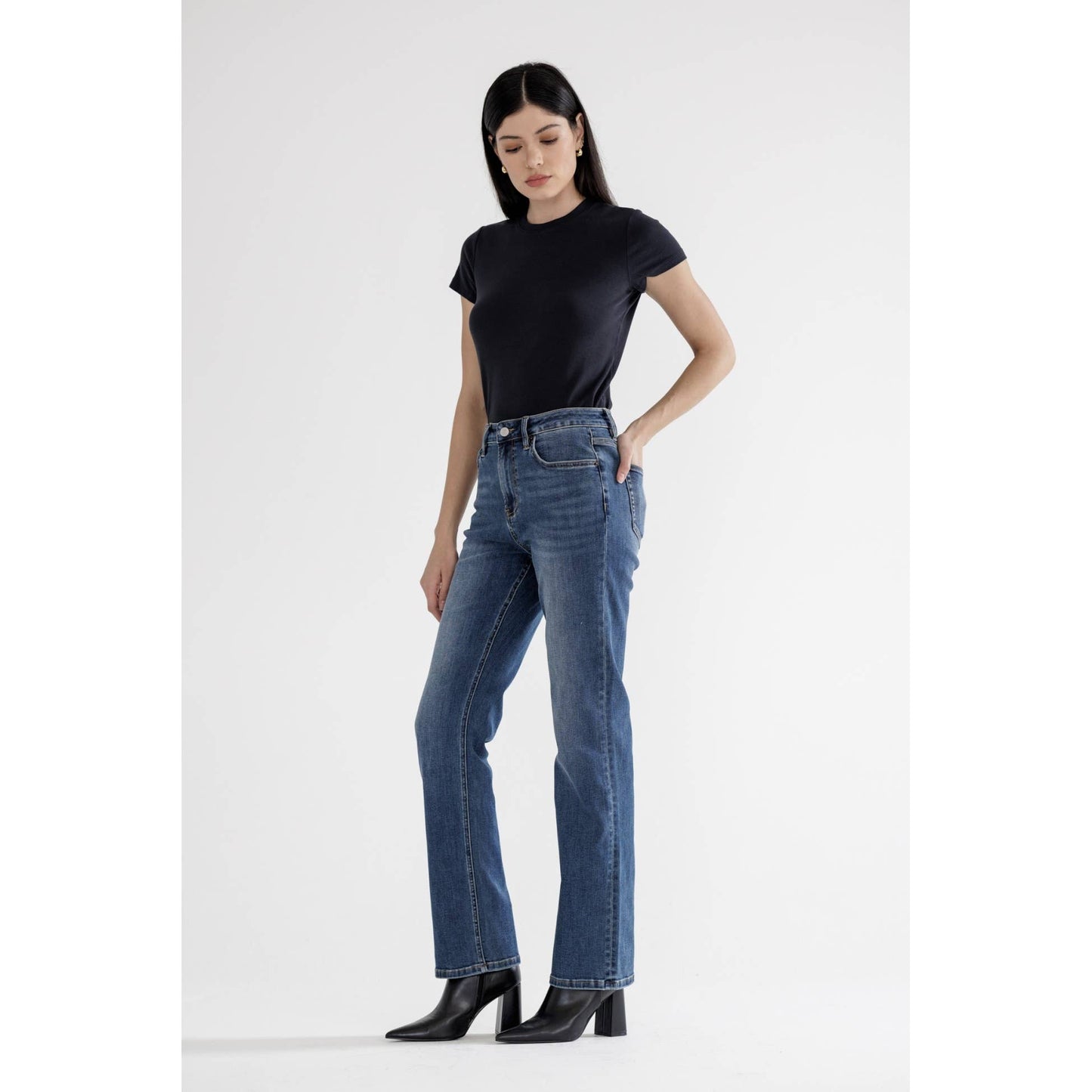 MALIA MICA HIGH RISE STRAIGHT LEG JEANS