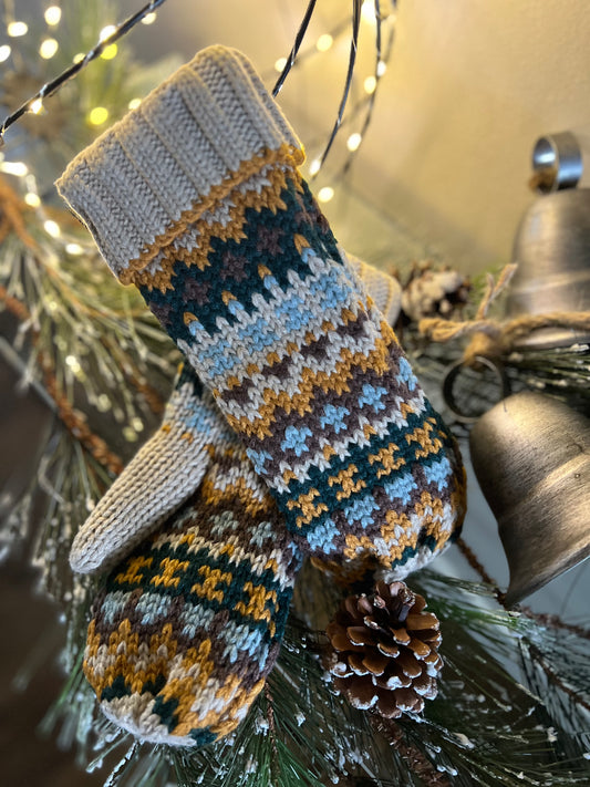 Patterned Mittens