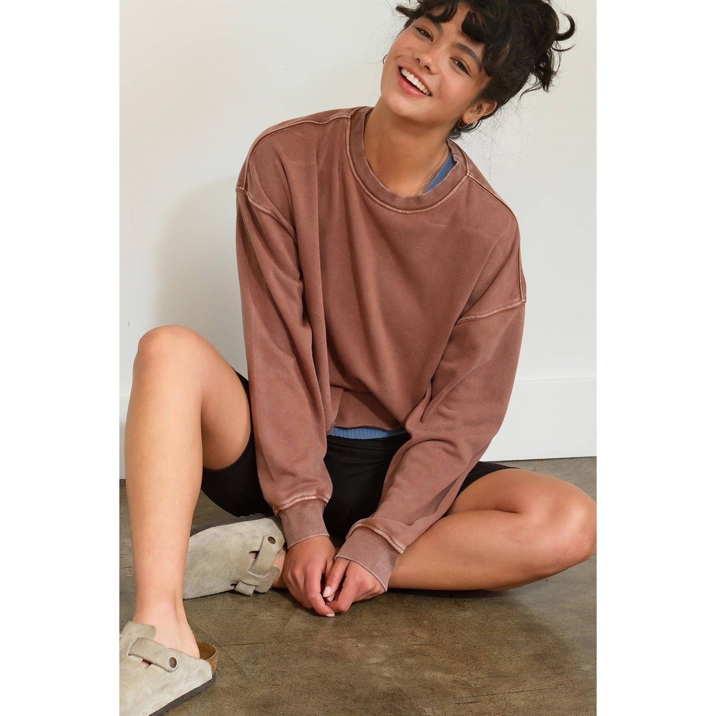 NICOLE CROPPED SWEATSHIRT